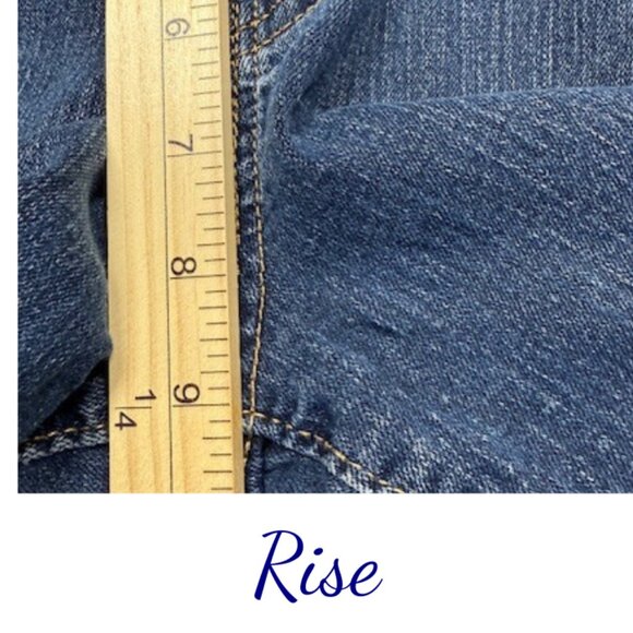 Levi Strauss & Co. Women’s Curvy Skinny Jeans Size 14M Mid-Rise Stretch - Picture 8 of 8